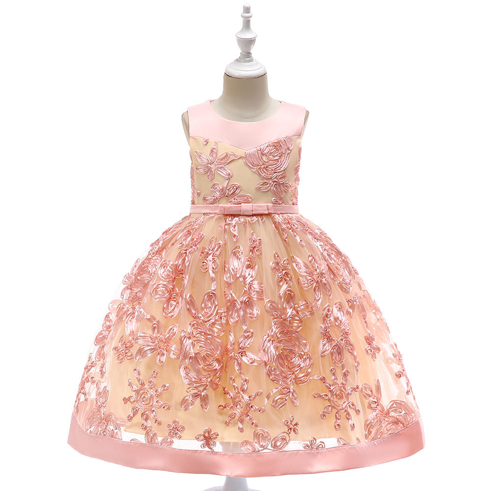 Detail of the bodice on the Marktox girls' applique princess dress