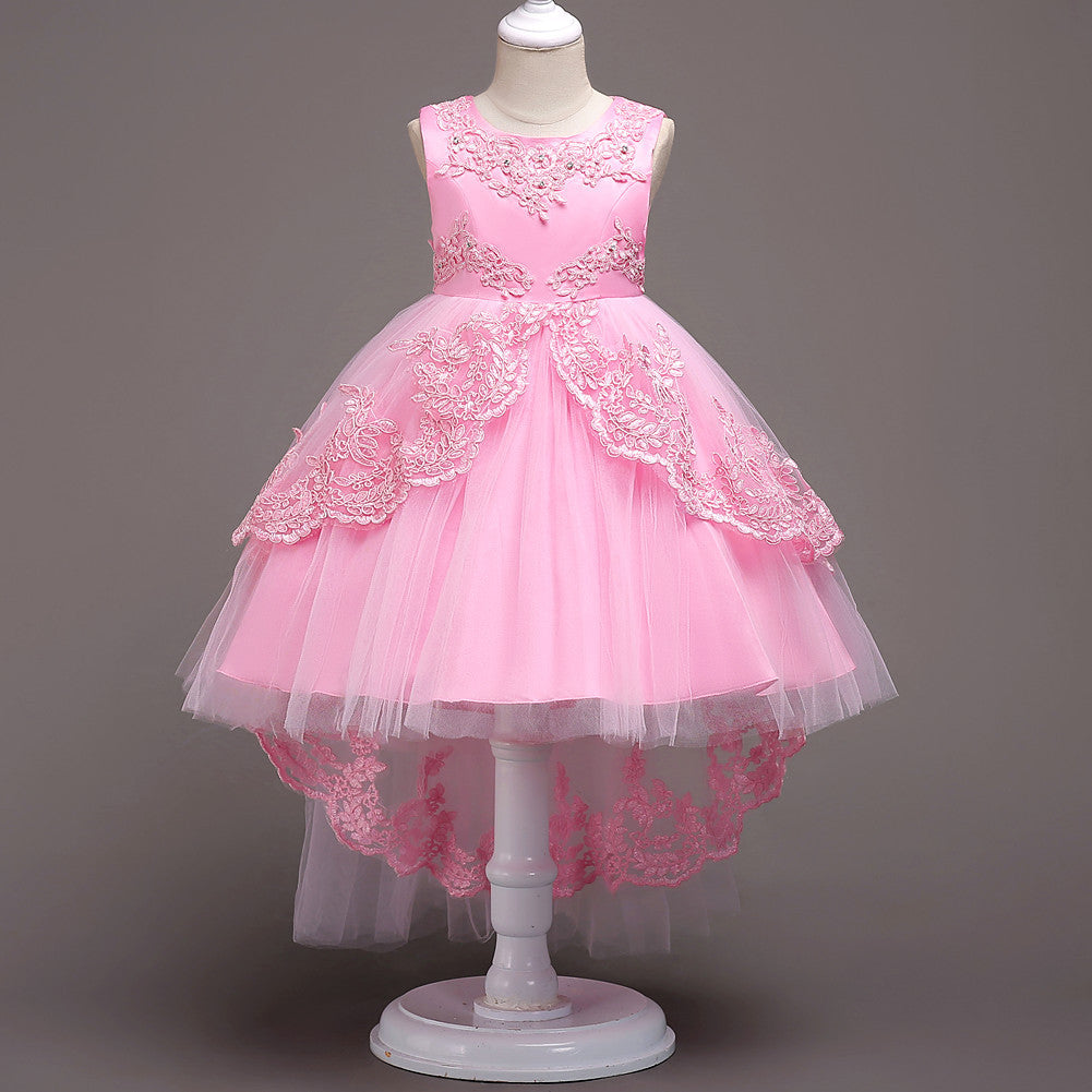 Detail of the bodice on the Marktox girls' tiered mesh princess dress