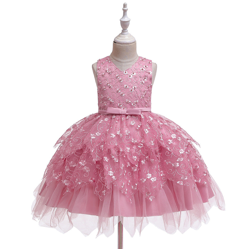 Detail of the neckline on the Marktox girls' lace bodice princess dress