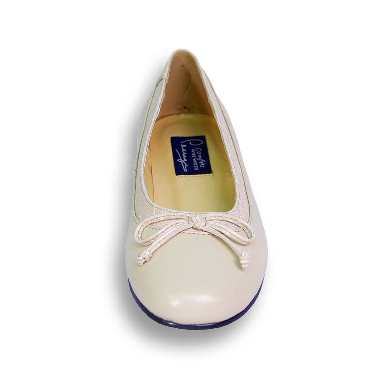 Alternative view of PEERAGE Abby Women's Wide Width Leather Flats